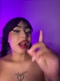 lucialauper_ webcam stripchat model stream image