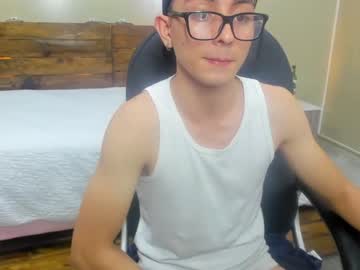 maxytwink webcam model stream image