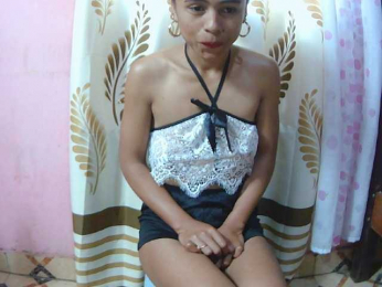 Reinewallashy3 webcam bongacams model stream image