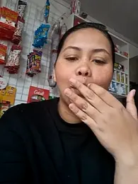 Alessandraaa- webcam stripchat model stream image