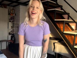 Zada Pomainville webcam model stream image