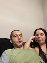 Kinkycouple142 webcam model stream image