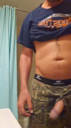 Hotbull100 webcam cam4 model stream image