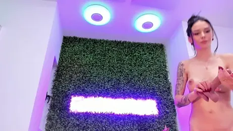 realhotfallingdevil webcam stripchat model stream image