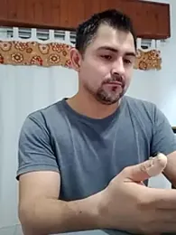 Bradd_32 webcam stripchat model stream image