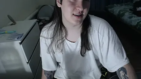 EvaMiron webcam model stream image