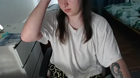 EvaMiron webcam model stream image