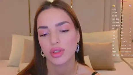 BellaHalles webcam model stream image