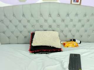 briyithmena webcam model stream image
