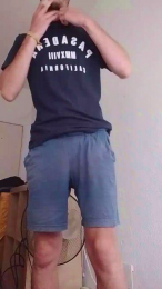 Xulazo_ webcam model stream image