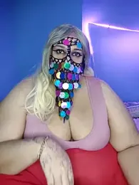 Strongshemail webcam model stream image
