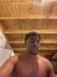 Axel_black10 webcam model stream image