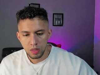 ronnie-miller1 webcam camsoda model stream image