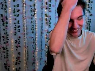 travis-wolf webcam model stream image