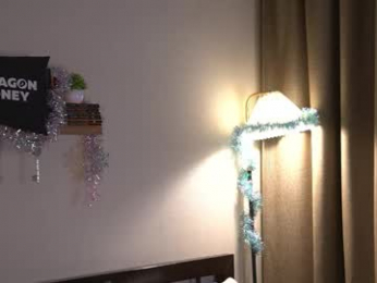 2girls_1dream webcam model stream image