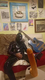 LatexBoy74 webcam model stream image