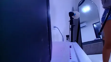 shelsyloreds webcam model stream image