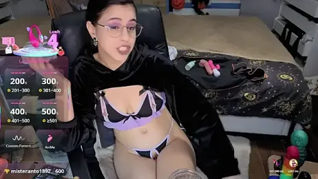 LisandreLaVenale webcam model stream image