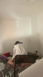 AlanYJoni webcam model stream image