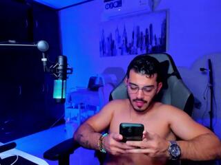 Bruno Oconer webcam model stream image