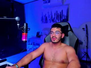 Bruno Oconer webcam model stream image