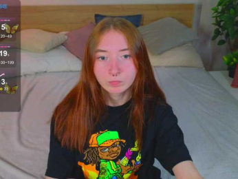 Liramoonn webcam bongacams model stream image