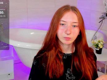 Liramoonn webcam model stream image