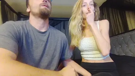 Lola_BugsBunny webcam model stream image