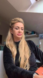 NyxBaroness webcam model stream image