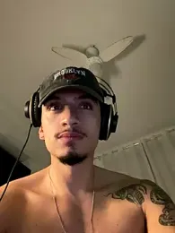 DelPenho webcam model stream image