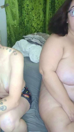 twind_hot39 webcam model stream image