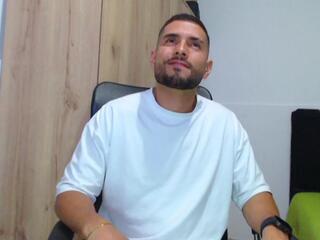 Walter Brownn webcam flirt4free model stream image