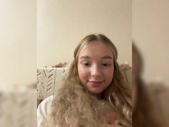 MimiMila webcam bongacams model stream image