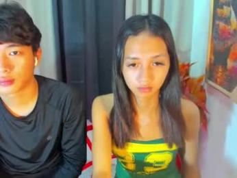 hottestloues webcam model stream image