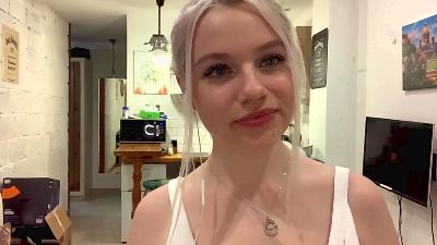 PLUSHIE_EYES webcam cam4 model stream image