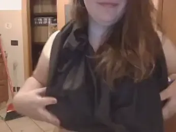 AnnalisaAnna webcam model stream image