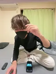 UKI06 webcam stripchat model stream image