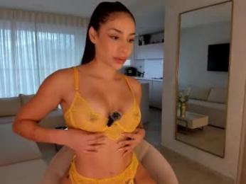 kendra_bennz_ webcam model stream image