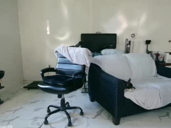 jjjust4fun1985 webcam model stream image