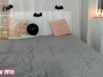 y0ung_lina18 webcam model stream image