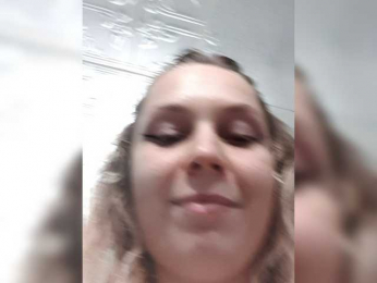 Kusia001 webcam model stream image