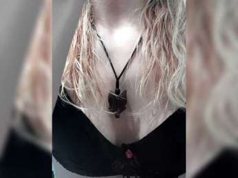 Kusia001 webcam model stream image