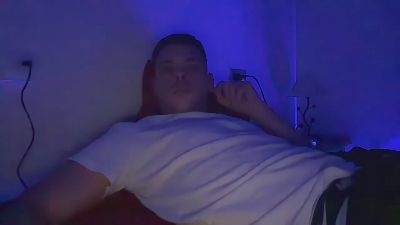 vezzo99 webcam cam4 model stream image