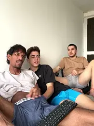 Miguel_bigcock webcam stripchat model stream image