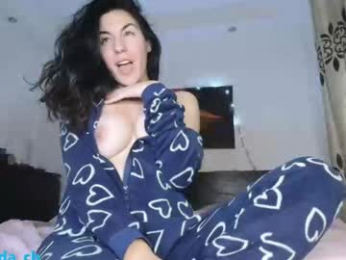 adda_ webcam model stream image