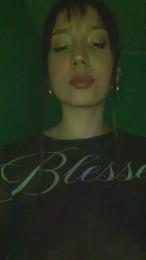 Stephkiss webcam model stream image