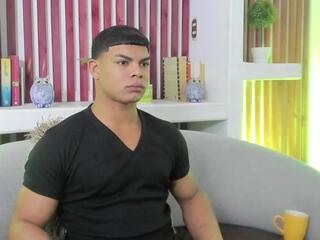 Bruce Stroud webcam model stream image