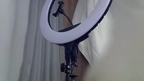 SkinnyKitten webcam model stream image