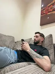 Juliann69Ramiro webcam model stream image