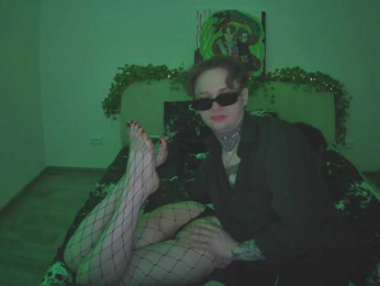 CRYBABYCRY webcam model stream image